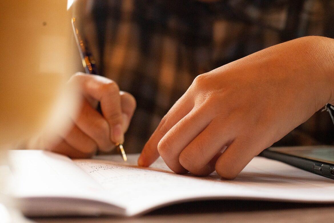 УРОЦИ ПО БЕЛ, МАТЕМАТИКА, АНГЛИЙСКИ ЕЗИК